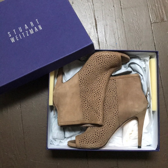 Stuart Weitzman suede ankle booties - Picture 1 of 6
